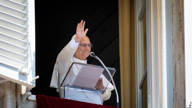 Remény, szeretet, béke: a világnak nagy szüksége van Jézus üzenetére – Leó pápa Úrangyala imája 1 Angelus 2026 06 21