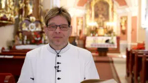 Vasárnapi ráhangoló: „Gondolj az egész útra!” – a hála, a próbatétel és az Istennel való találkozás fontosságáról