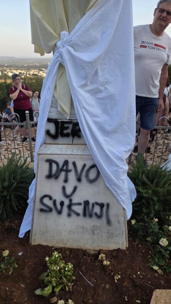 2026.07.28 Medjugorje vandalizmus 1