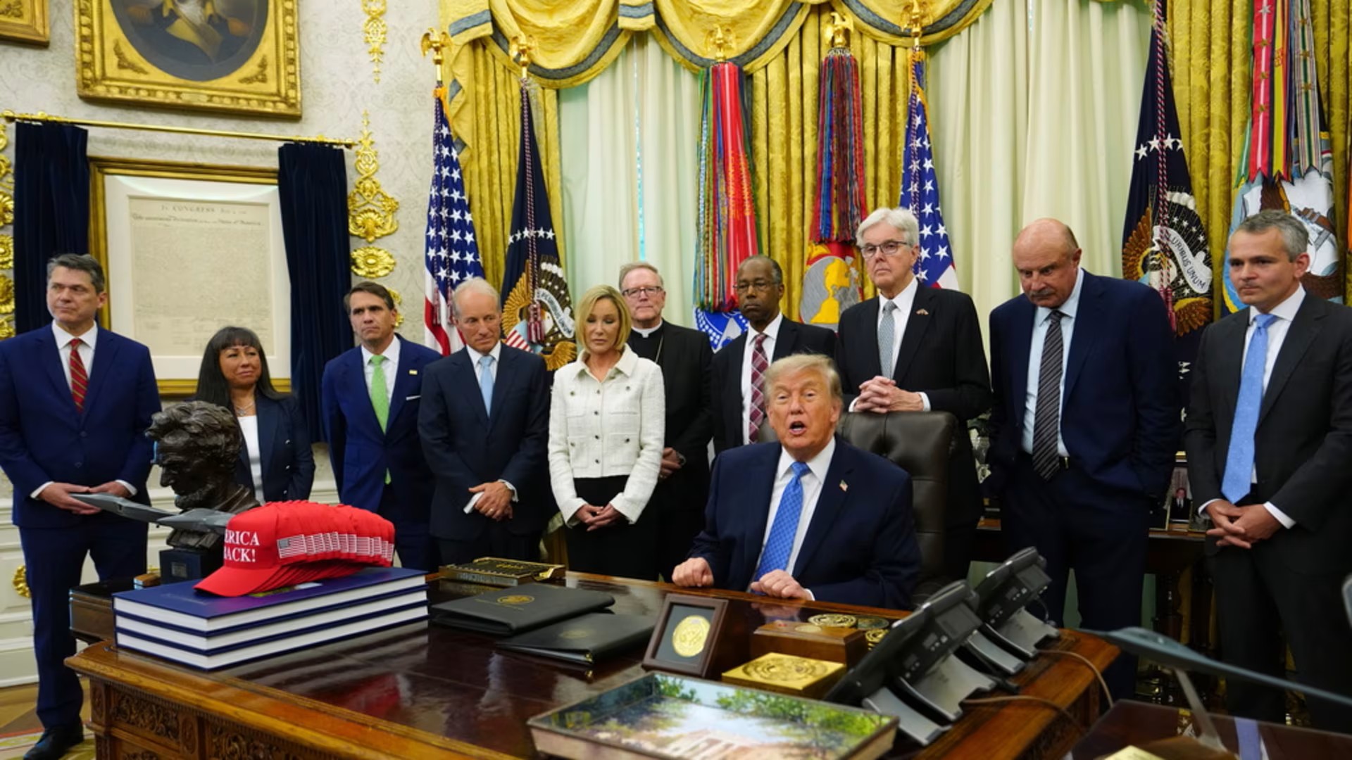 A Fehér Ház Vallásszabadsági Bizottsága ajánlásokat terjesztett elő 1 White House Religious Liberty Commission members