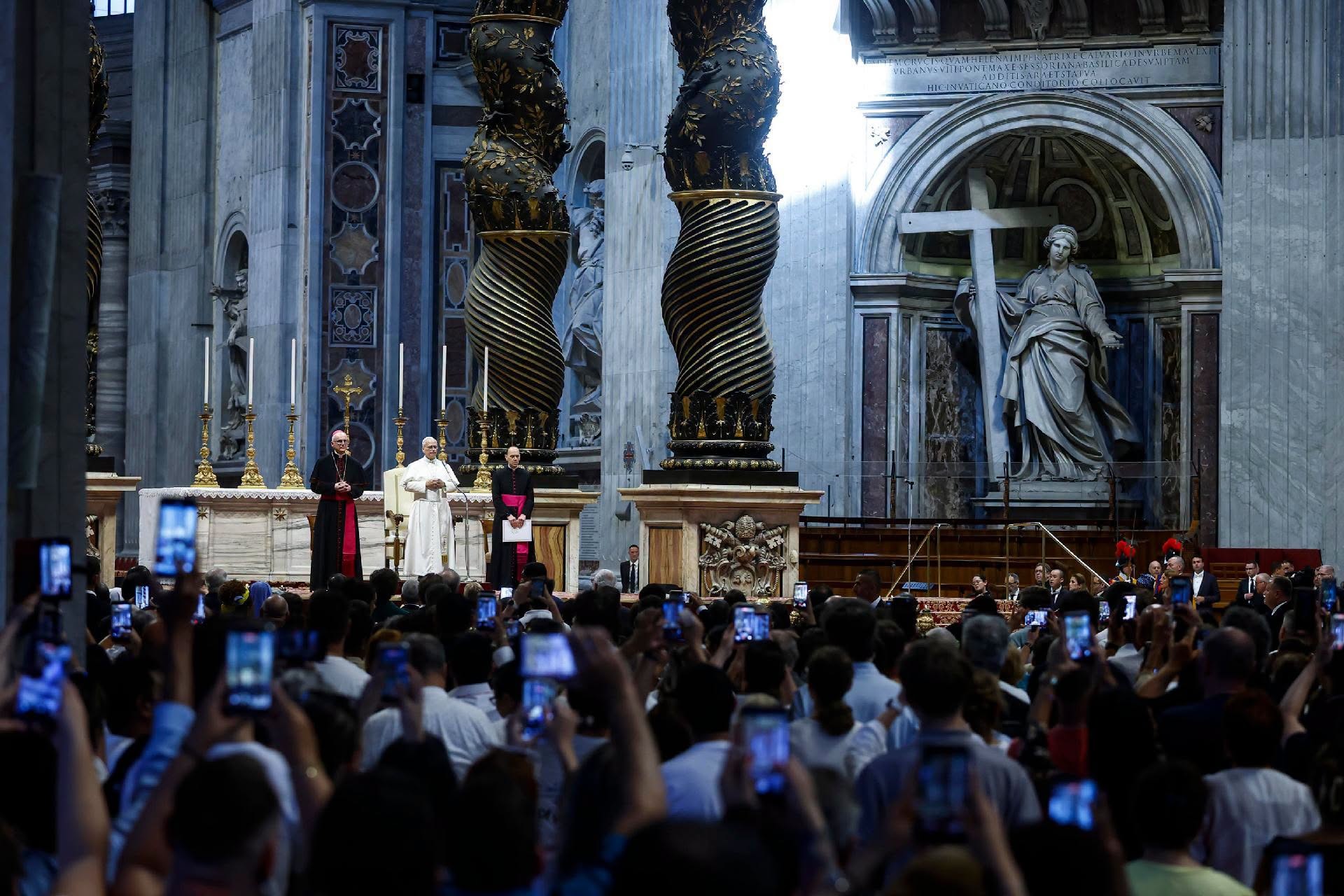 Leó pápa katekézise a liturgikus évről: Központjában a heti és az évi Húsvét megünneplése áll 1 770919102 4641656009395751 3264429004379145504 n