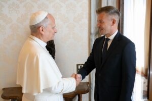 Magánaudiencián fogadta Magyar Péter miniszterelnököt XIV. Leó pápa 6 Magánaudiencián fogadta Magyar Péter miniszterelnököt XIV. Leó pápa
