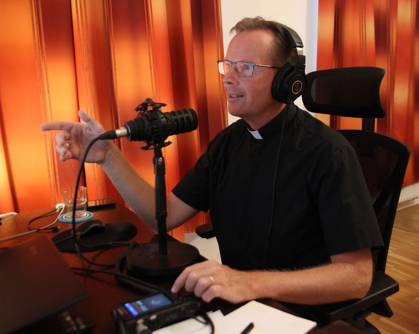 Alig várom 1 Biblia egy ev alatt podcast werk Bors Kata 2 Egyedi