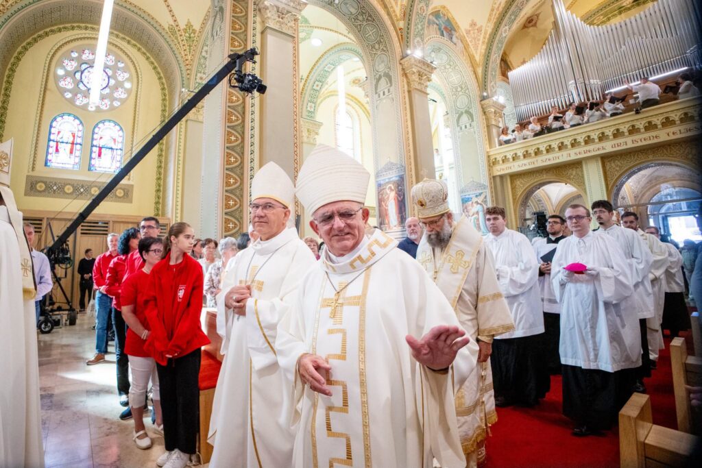 Harminc év után újra megszólaltak a magyar püspökök – Kemény társadalomkritika az új körlevélben 4 KATTARS Kaposvar Varga Laci